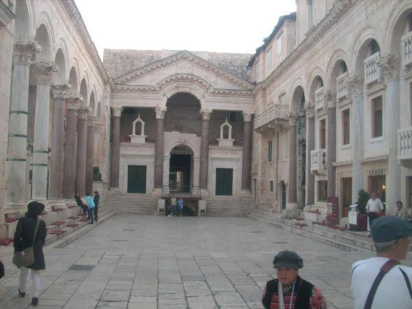Opium Old City Apartment Split Buitenkant foto